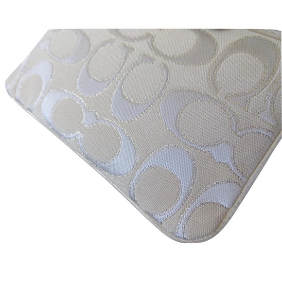 🍍Coach Poppy Heart Khaki Shimmering Gold Signature Wristlet Purse Coach Poppy - Picture 8 of 10